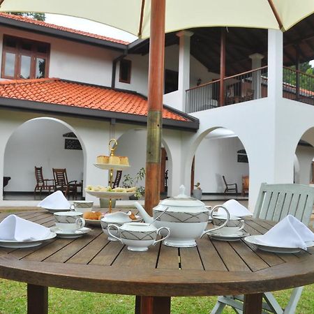 Villa Nilmalee Gampola Exterior foto